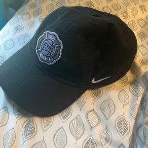 EYBL circuit hat